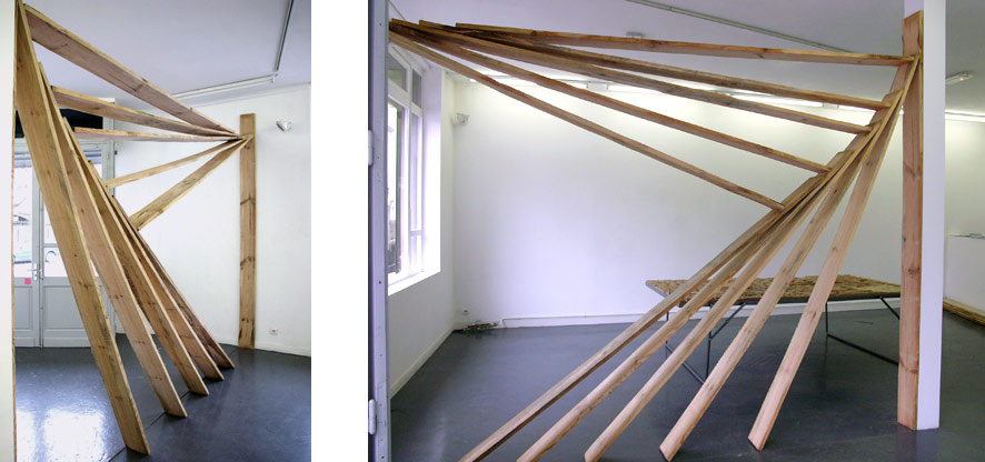 LFAV - 2009 - wood - 400 x 300 x 25 cm - view at the galerieAcdc and the Fiac 09 - other works by Emilie Perotto and Sebastien Vonier